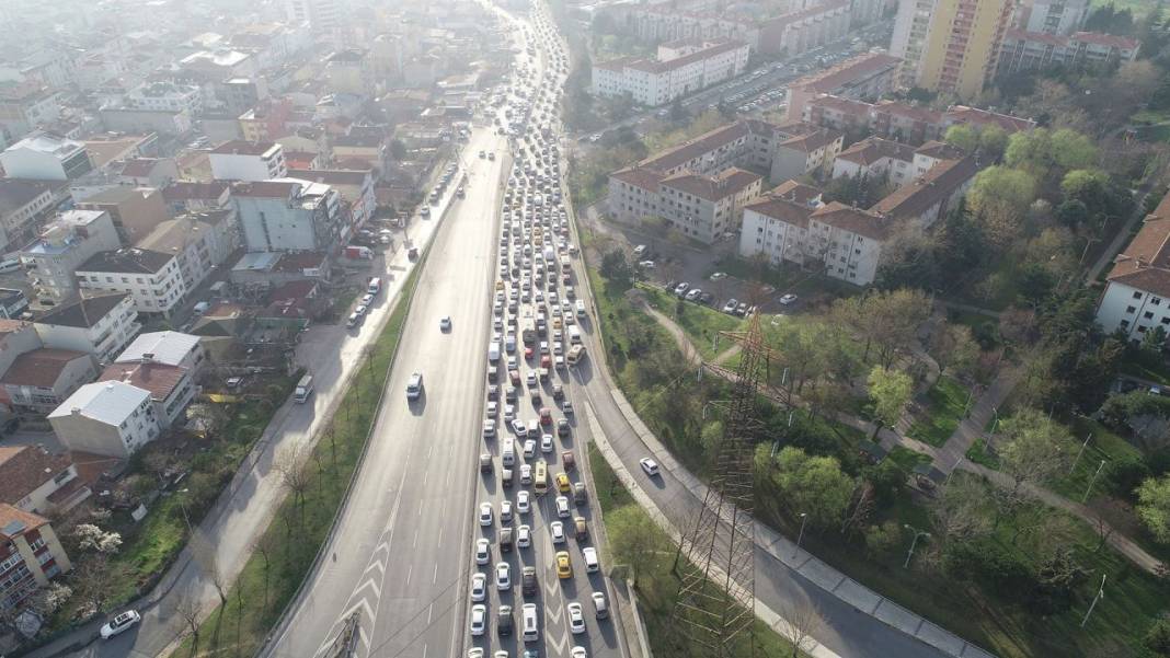 Küçükçekmece’nin ismindeki ‘Küçük’ ve ‘Çekmece’ nereden geliyor? 12